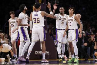 更是多年训 更是多年训